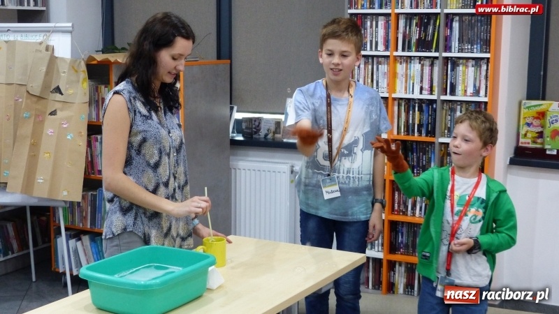Zdjęcie w galerii na portalu naszraciborz.pl: Akademia małego czarodzieja w raciborskiej bibliotece wiadomości z regionu