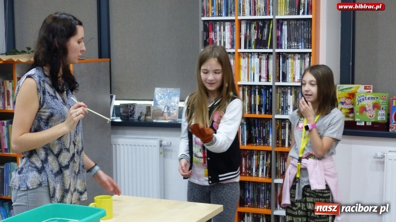 Zdjęcie w galerii na portalu naszraciborz.pl: Akademia małego czarodzieja w raciborskiej bibliotece wiadomości z regionu