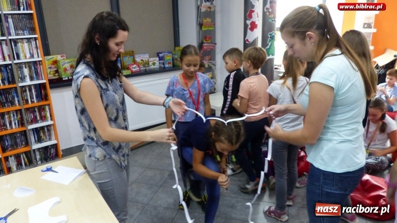 Zdjęcie w galerii na portalu naszraciborz.pl: Akademia małego czarodzieja w raciborskiej bibliotece wiadomości z regionu