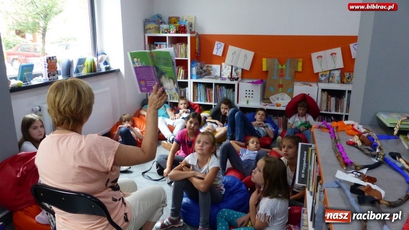 Zdjęcie w galerii na portalu naszraciborz.pl: Akademia małego czarodzieja w raciborskiej bibliotece wiadomości z regionu