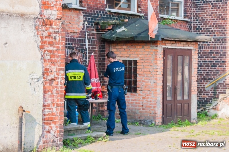 Zdjęcie w galerii na portalu naszraciborz.pl: Rozlany olej spowodował pożar w lokalu przy Cygarowej  wiadomości z regionu