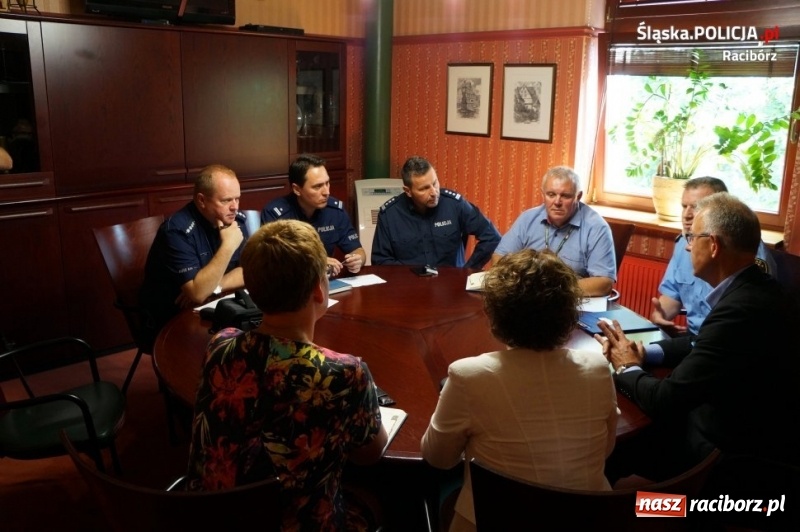 Zdjęcie w galerii na portalu naszraciborz.pl: W Raciborzu pojawią się dodatkowe patrole policji wiadomości z regionu