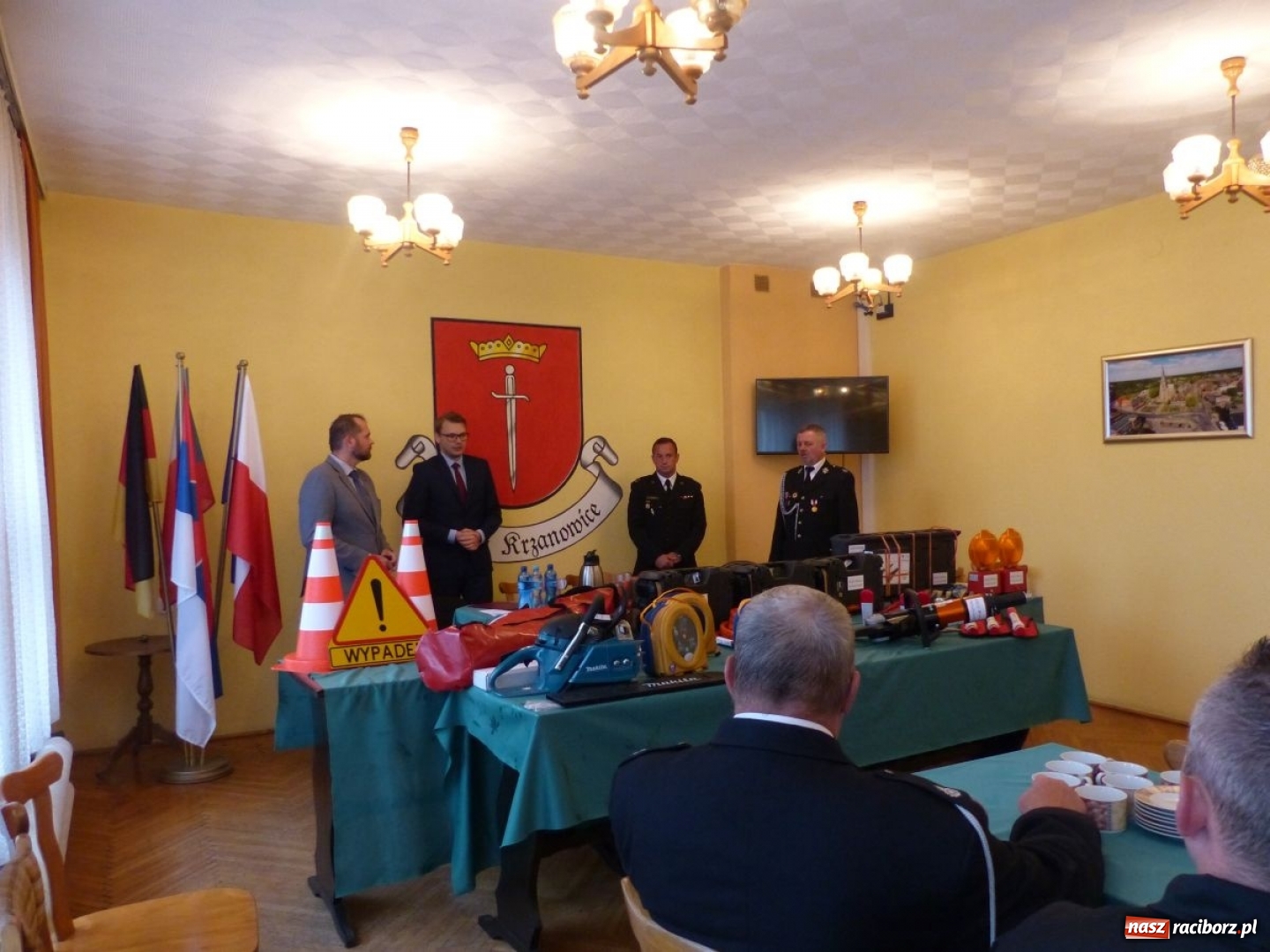 Zdjęcie w galerii na portalu naszraciborz.pl: Jednostki OSP z gminy Krzanowice z nowym sprzętem ratowniczym wiadomości z regionu