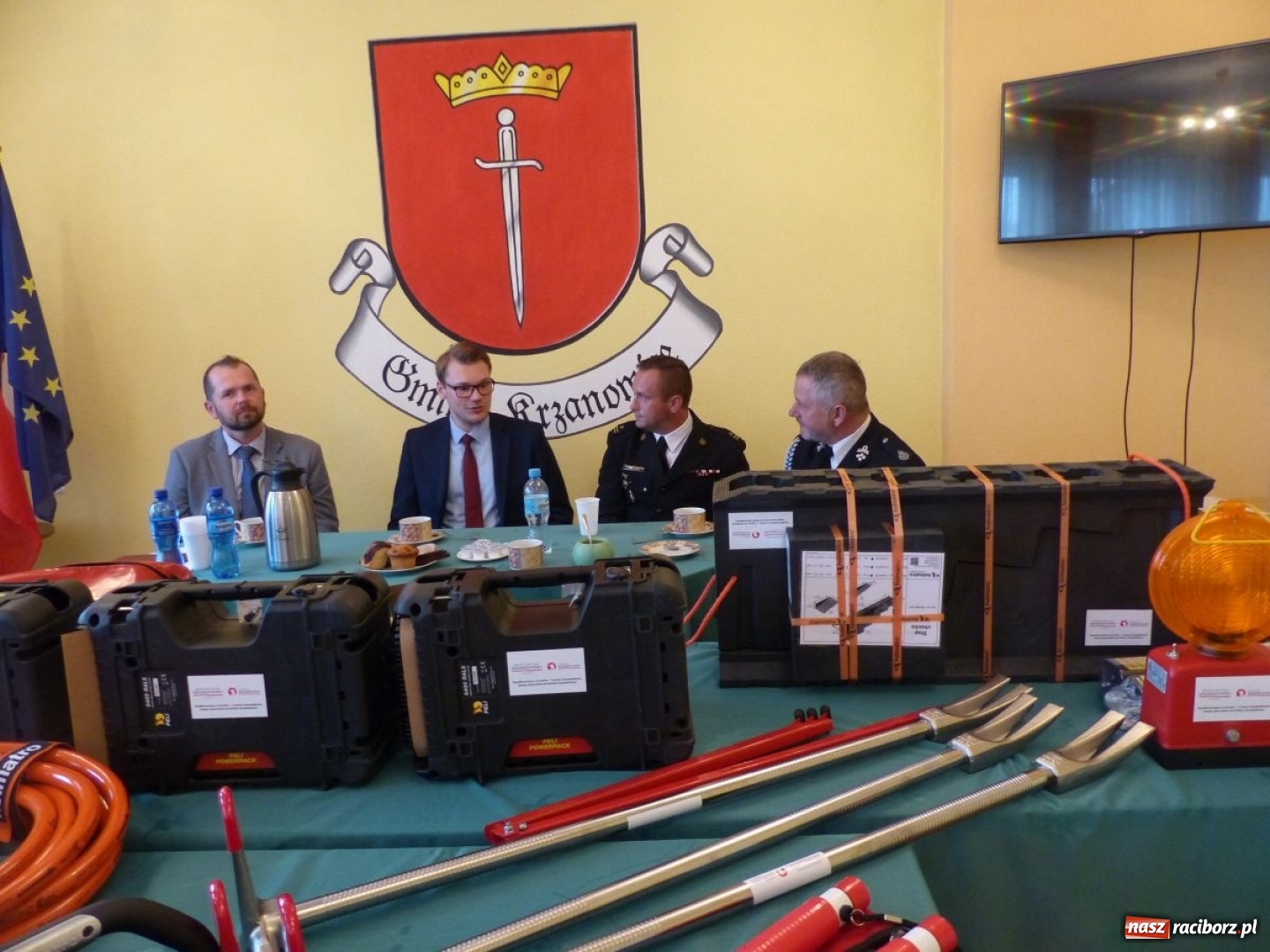 Zdjęcie w galerii na portalu naszraciborz.pl: Jednostki OSP z gminy Krzanowice z nowym sprzętem ratowniczym wiadomości z regionu