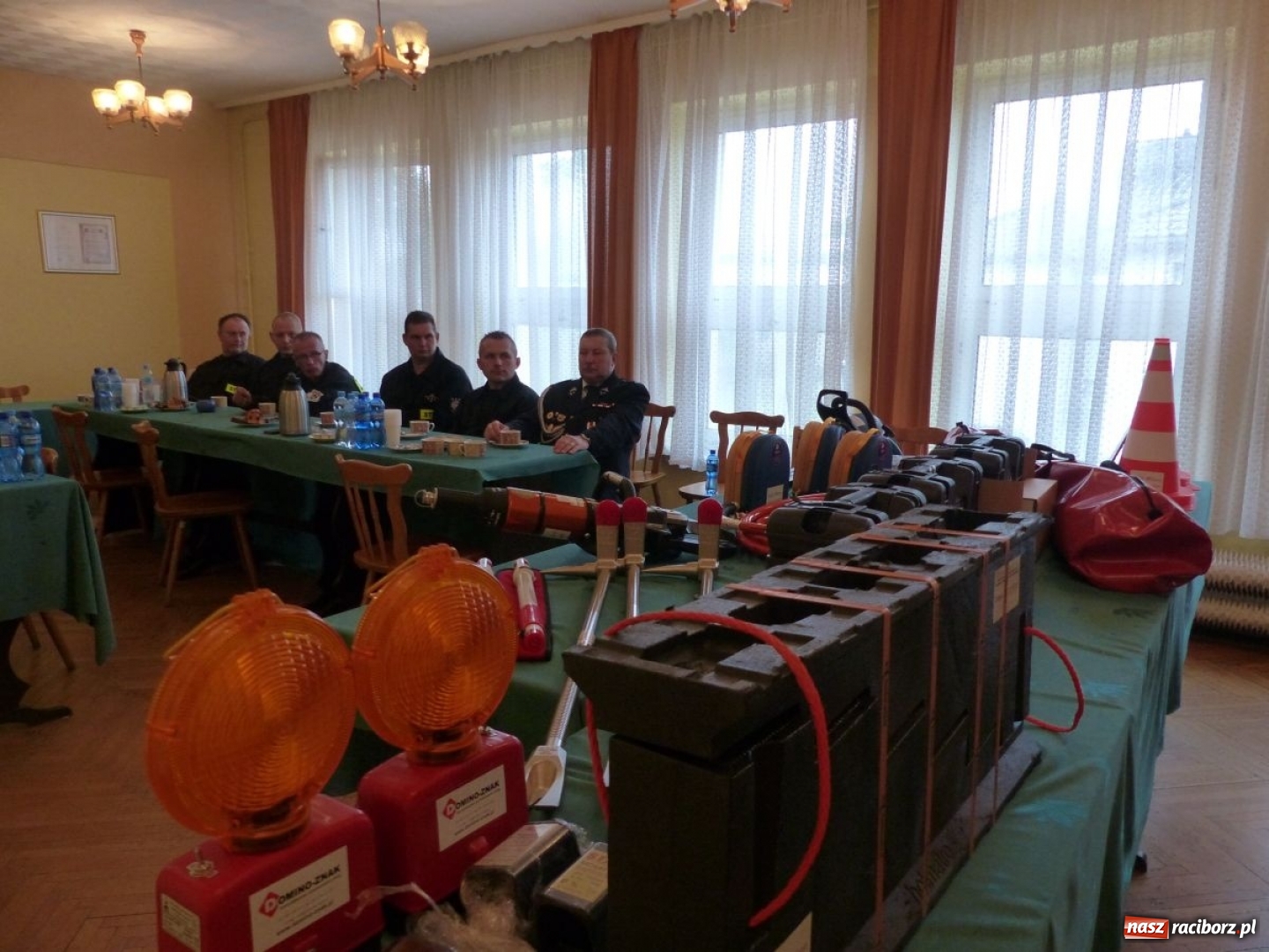 Zdjęcie w galerii na portalu naszraciborz.pl: Jednostki OSP z gminy Krzanowice z nowym sprzętem ratowniczym wiadomości z regionu