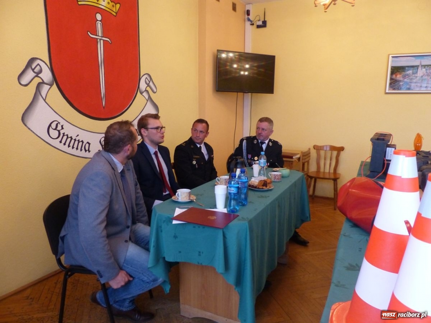 Zdjęcie w galerii na portalu naszraciborz.pl: Jednostki OSP z gminy Krzanowice z nowym sprzętem ratowniczym wiadomości z regionu