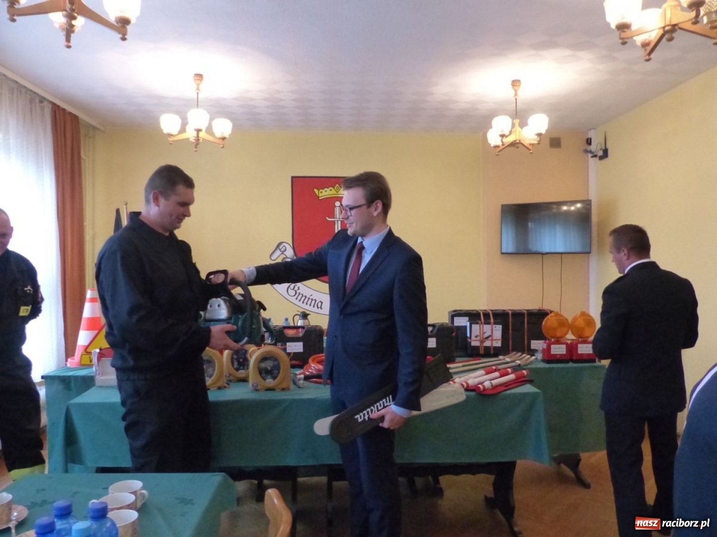 Zdjęcie w galerii na portalu naszraciborz.pl: Jednostki OSP z gminy Krzanowice z nowym sprzętem ratowniczym wiadomości z regionu