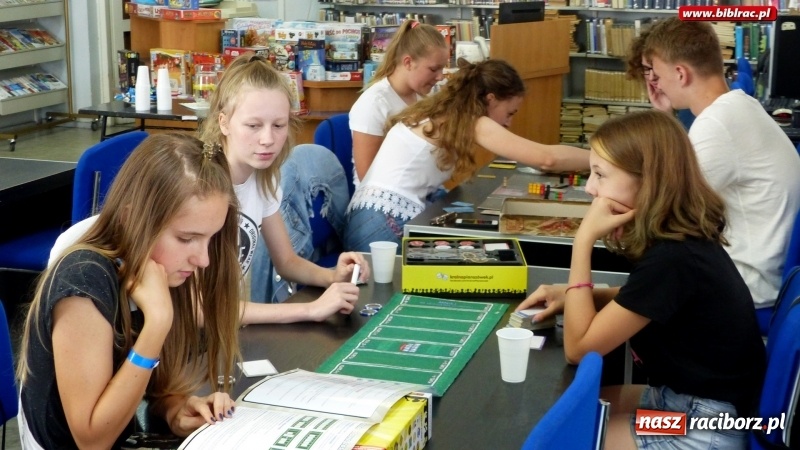 Zdjęcie w galerii na portalu naszraciborz.pl: Raciborzanie pokochali gry planszowe wiadomości z regionu