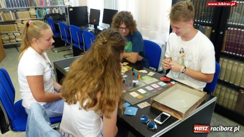 Zdjęcie w galerii na portalu naszraciborz.pl: Raciborzanie pokochali gry planszowe wiadomości z regionu