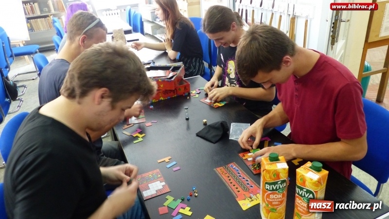 Zdjęcie w galerii na portalu naszraciborz.pl: Raciborzanie pokochali gry planszowe wiadomości z regionu