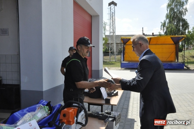 Zdjęcie w galerii na portalu naszraciborz.pl: Raciborskie OSP bogatsze o nowy sprzęt  wiadomości z regionu