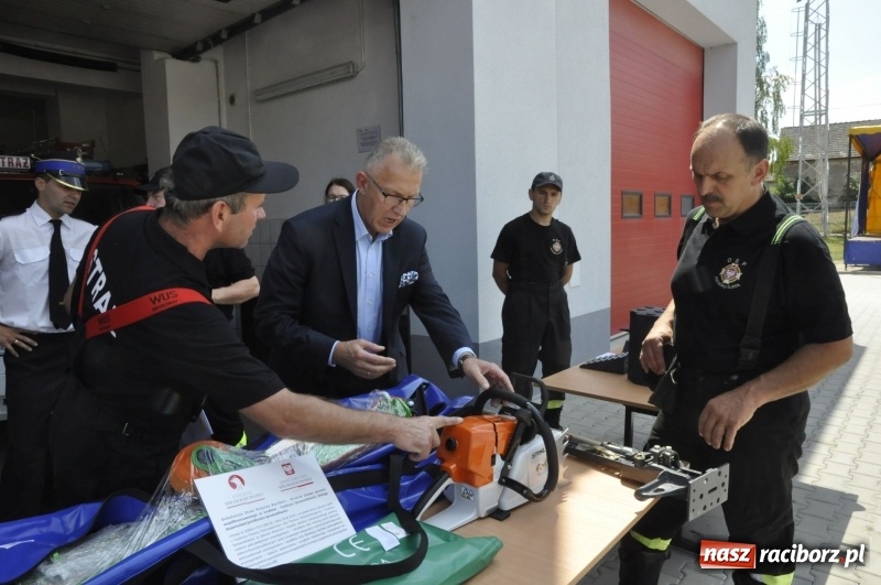 Zdjęcie w galerii na portalu naszraciborz.pl: Raciborskie OSP bogatsze o nowy sprzęt  wiadomości z regionu