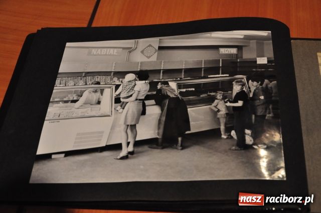 Zdjęcie w galerii na portalu naszraciborz.pl: Komunizm nie był czerwony, był szary... wiadomości z regionu