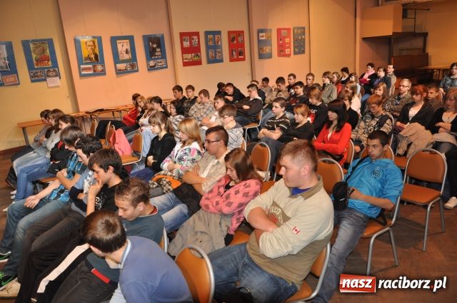 Zdjęcie w galerii na portalu naszraciborz.pl: Komunizm nie był czerwony, był szary... wiadomości z regionu