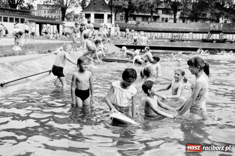 Zdjęcie w galerii na portalu naszraciborz.pl: Raciborskie wakacje w latach 60. na starych zdjęciach  wiadomości z regionu