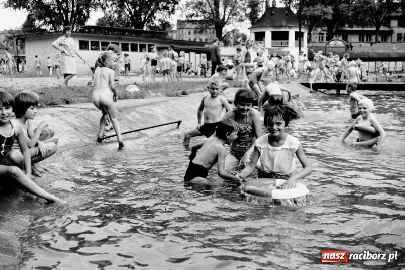 Zdjęcie w galerii na portalu naszraciborz.pl: Raciborskie wakacje w latach 60. na starych zdjęciach  wiadomości z regionu