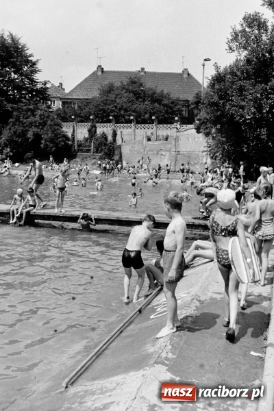 Zdjęcie w galerii na portalu naszraciborz.pl: Raciborskie wakacje w latach 60. na starych zdjęciach  wiadomości z regionu