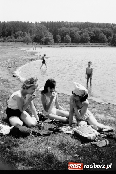 Zdjęcie w galerii na portalu naszraciborz.pl: Raciborskie wakacje w latach 60. na starych zdjęciach  wiadomości z regionu