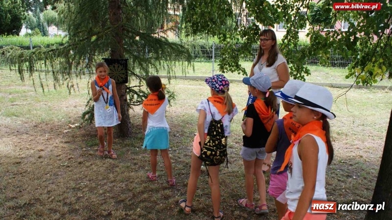 Zdjęcie w galerii na portalu naszraciborz.pl: Lato z biblioteką. Misiowy wtorek, potworny czwartek wiadomości z regionu