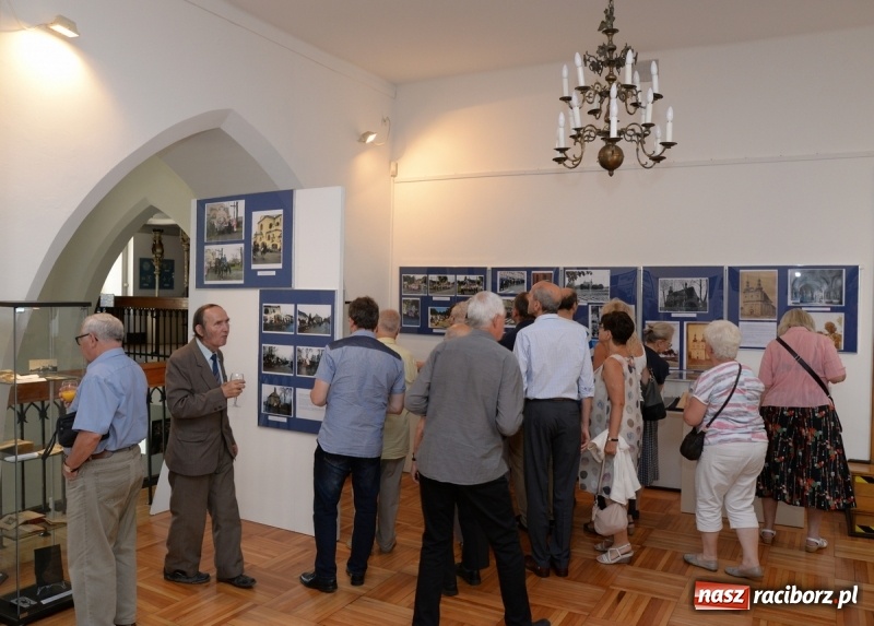Zdjęcie w galerii na portalu naszraciborz.pl: Muzealna podróż do miejsc świętych  wiadomości z regionu