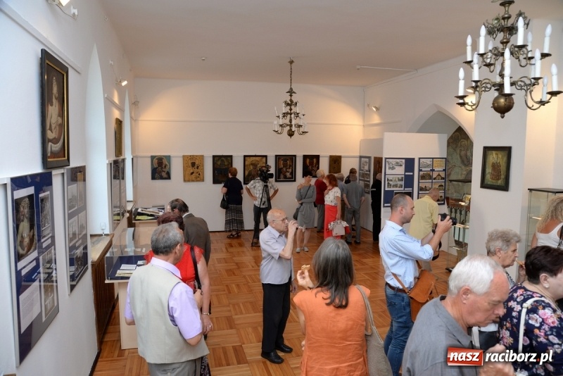 Zdjęcie w galerii na portalu naszraciborz.pl: Muzealna podróż do miejsc świętych  wiadomości z regionu
