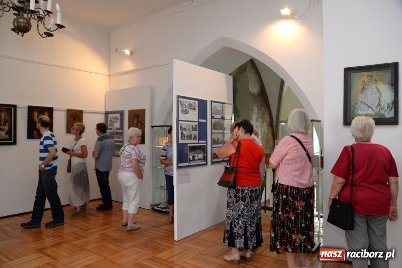 Zdjęcie w galerii na portalu naszraciborz.pl: Muzealna podróż do miejsc świętych  wiadomości z regionu