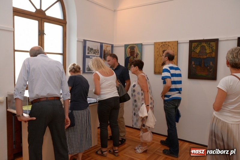 Zdjęcie w galerii na portalu naszraciborz.pl: Muzealna podróż do miejsc świętych  wiadomości z regionu