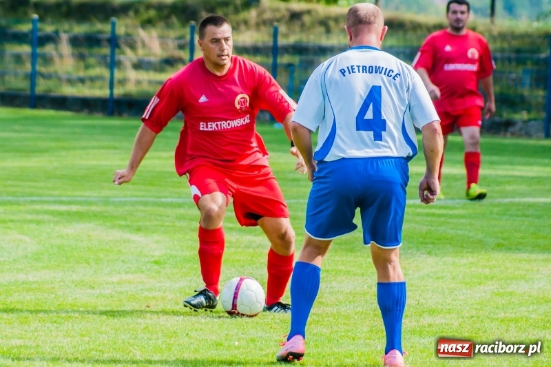 Zdjęcie w galerii na portalu naszraciborz.pl: Festynowe strzelanie w Krzanowicach wiadomości z regionu