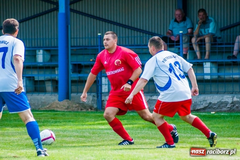 Zdjęcie w galerii na portalu naszraciborz.pl: Festynowe strzelanie w Krzanowicach wiadomości z regionu