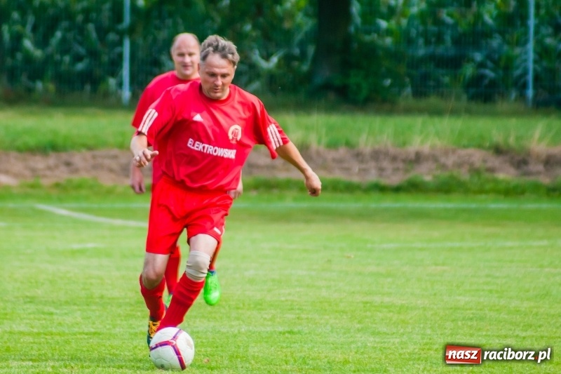 Zdjęcie w galerii na portalu naszraciborz.pl: Festynowe strzelanie w Krzanowicach wiadomości z regionu
