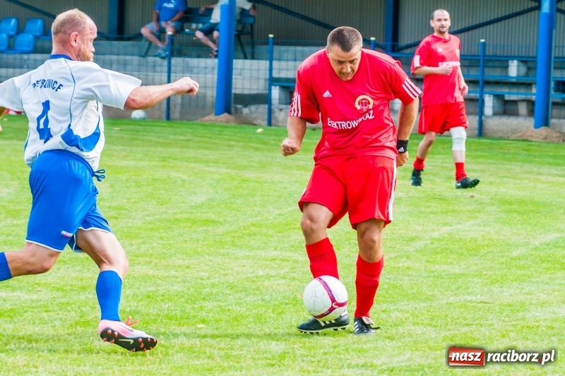 Zdjęcie w galerii na portalu naszraciborz.pl: Festynowe strzelanie w Krzanowicach wiadomości z regionu