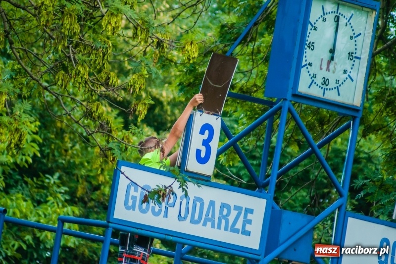 Zdjęcie w galerii na portalu naszraciborz.pl: Festynowe strzelanie w Krzanowicach wiadomości z regionu