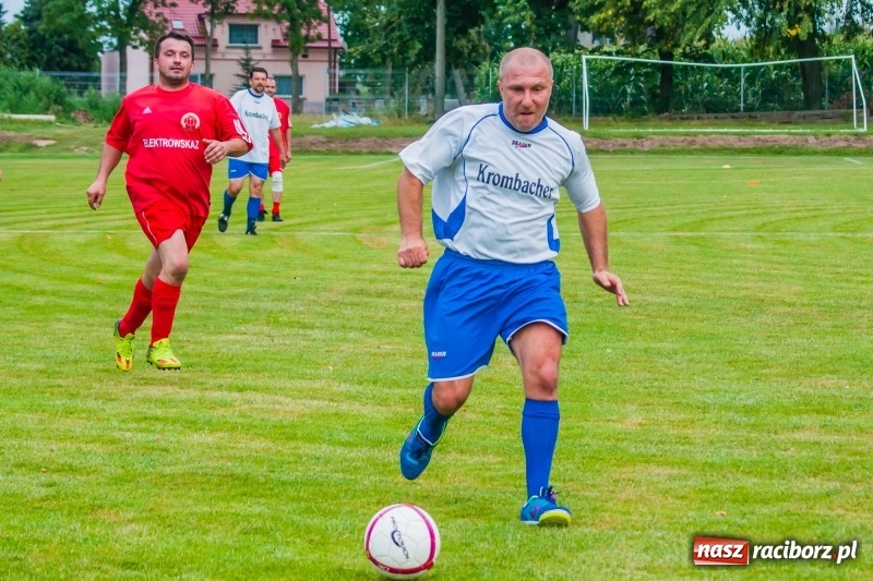 Zdjęcie w galerii na portalu naszraciborz.pl: Festynowe strzelanie w Krzanowicach wiadomości z regionu