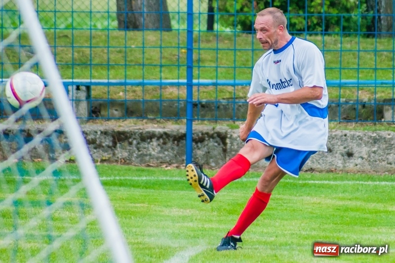 Zdjęcie w galerii na portalu naszraciborz.pl: Festynowe strzelanie w Krzanowicach wiadomości z regionu