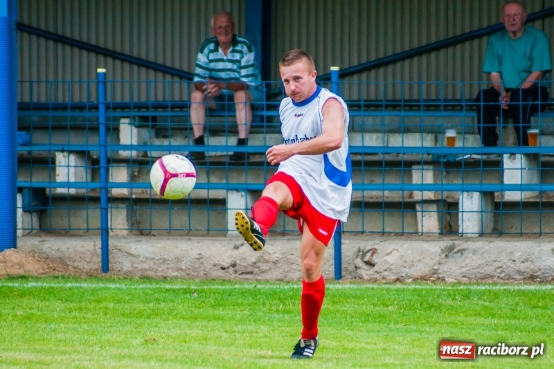 Zdjęcie w galerii na portalu naszraciborz.pl: Festynowe strzelanie w Krzanowicach wiadomości z regionu