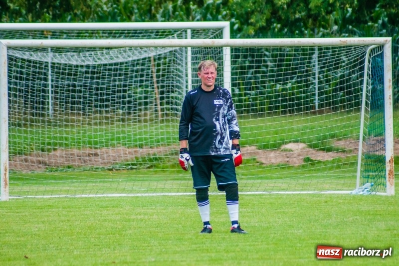 Zdjęcie w galerii na portalu naszraciborz.pl: Festynowe strzelanie w Krzanowicach wiadomości z regionu