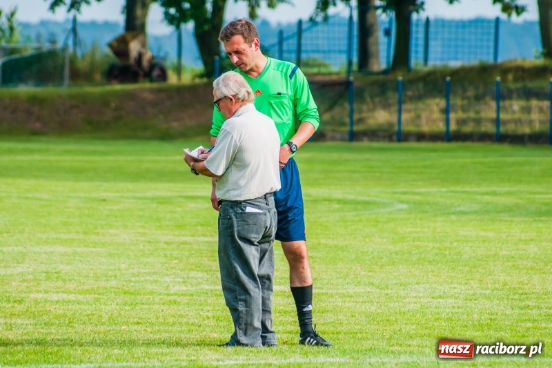 Zdjęcie w galerii na portalu naszraciborz.pl: Festynowe strzelanie w Krzanowicach wiadomości z regionu