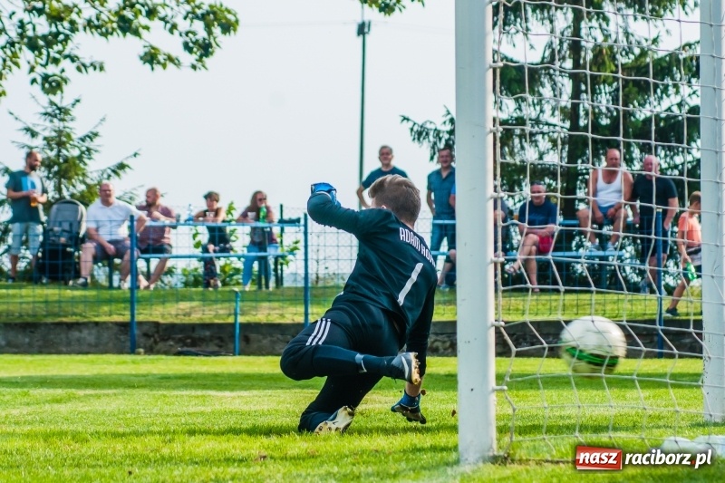 Zdjęcie w galerii na portalu naszraciborz.pl: Festynowe strzelanie w Krzanowicach wiadomości z regionu
