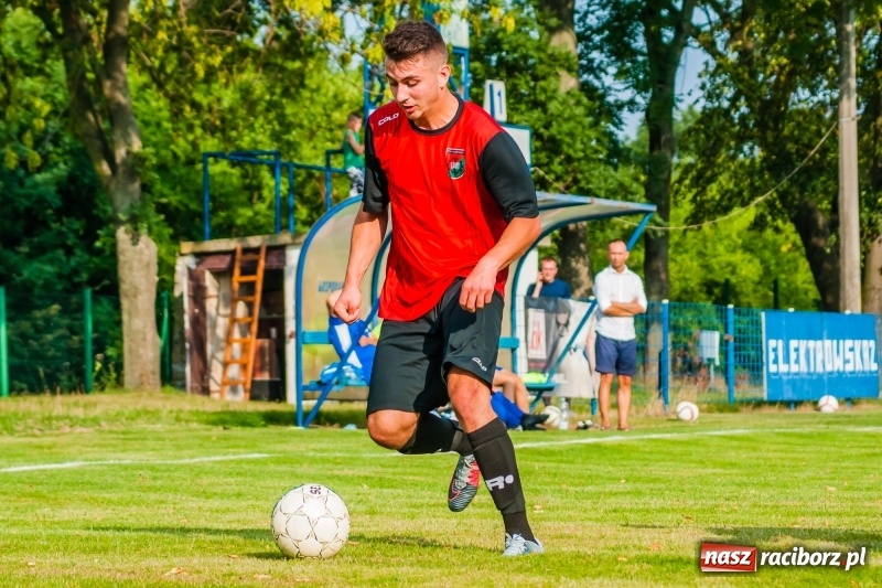 Zdjęcie w galerii na portalu naszraciborz.pl: Festynowe strzelanie w Krzanowicach wiadomości z regionu