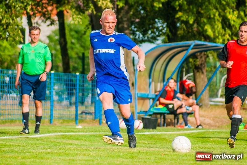 Zdjęcie w galerii na portalu naszraciborz.pl: Festynowe strzelanie w Krzanowicach wiadomości z regionu