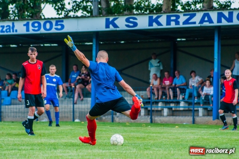 Zdjęcie w galerii na portalu naszraciborz.pl: Festynowe strzelanie w Krzanowicach wiadomości z regionu