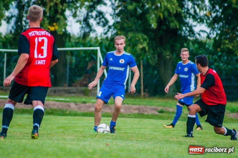 Zdjęcie w galerii na portalu naszraciborz.pl: Festynowe strzelanie w Krzanowicach wiadomości z regionu