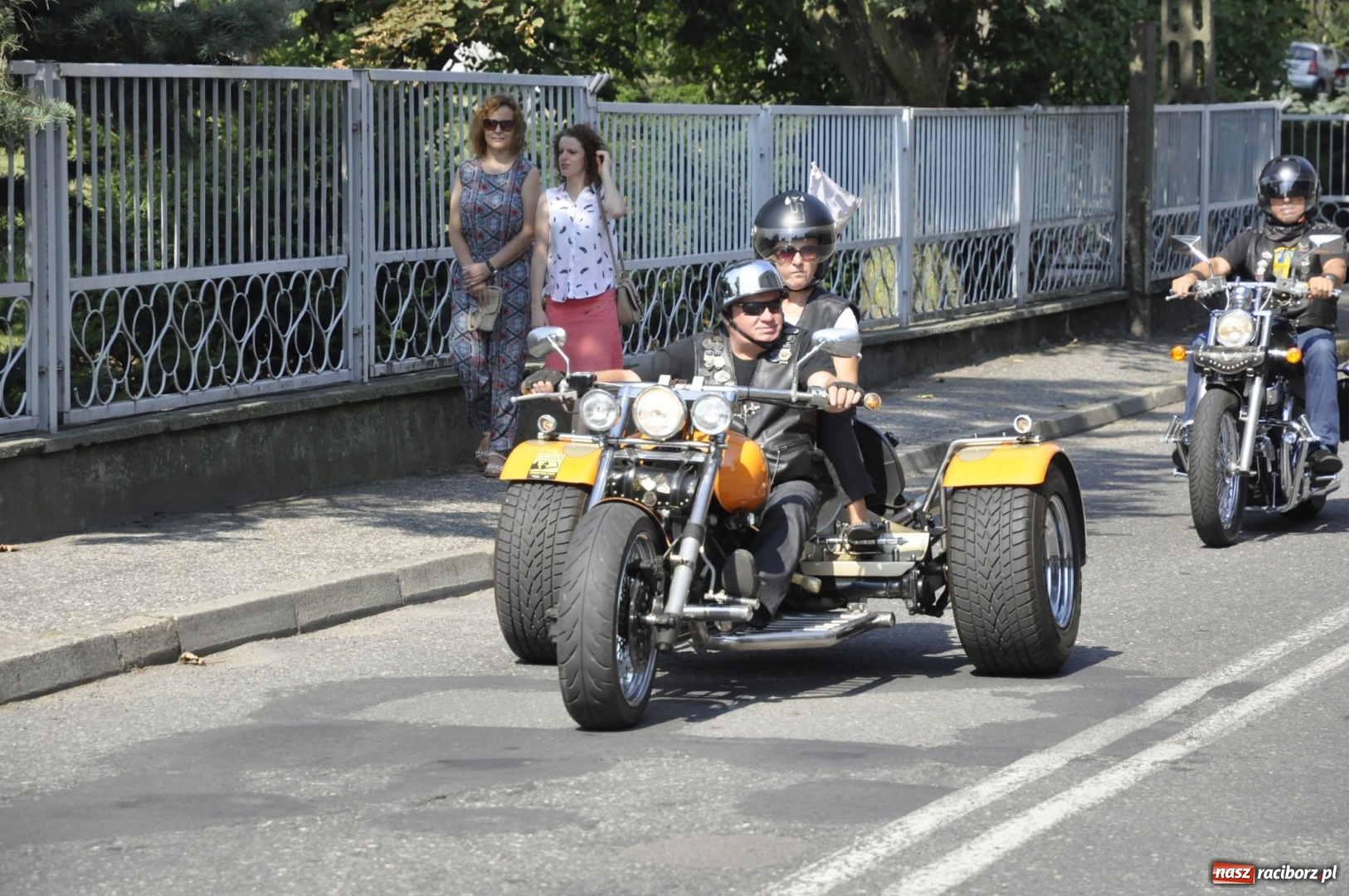 Zdjęcie w galerii na portalu naszraciborz.pl: Odpustowa parada motocyklistów w Pogrzebieniu. Najstarsza taka na Śląsku wiadomości z regionu