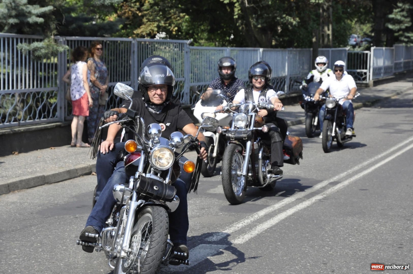 Zdjęcie w galerii na portalu naszraciborz.pl: Odpustowa parada motocyklistów w Pogrzebieniu. Najstarsza taka na Śląsku wiadomości z regionu