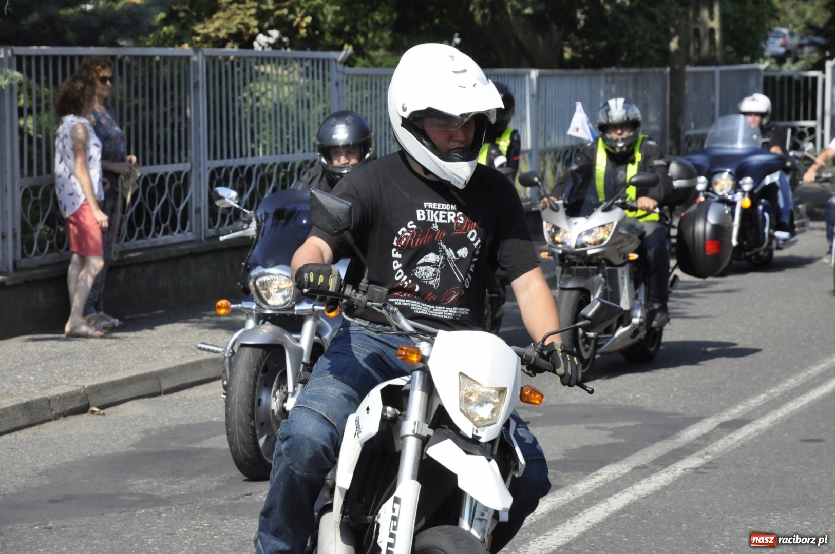 Zdjęcie w galerii na portalu naszraciborz.pl: Odpustowa parada motocyklistów w Pogrzebieniu. Najstarsza taka na Śląsku wiadomości z regionu