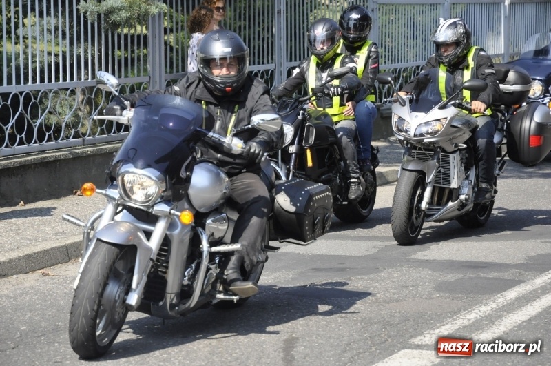 Zdjęcie w galerii na portalu naszraciborz.pl: Odpustowa parada motocyklistów w Pogrzebieniu. Najstarsza taka na Śląsku wiadomości z regionu