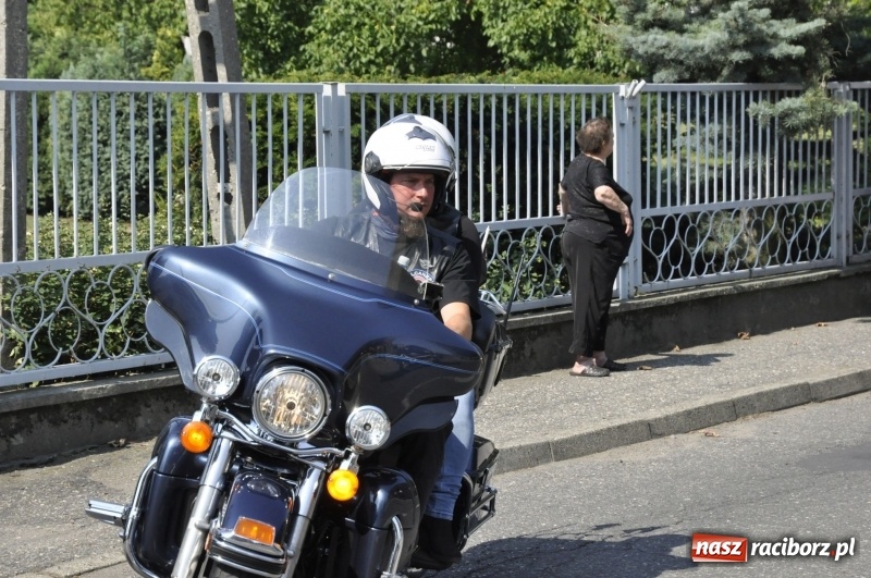 Zdjęcie w galerii na portalu naszraciborz.pl: Odpustowa parada motocyklistów w Pogrzebieniu. Najstarsza taka na Śląsku wiadomości z regionu