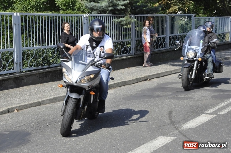 Zdjęcie w galerii na portalu naszraciborz.pl: Odpustowa parada motocyklistów w Pogrzebieniu. Najstarsza taka na Śląsku wiadomości z regionu