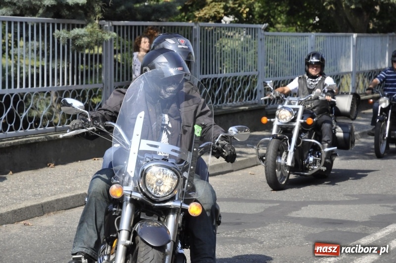Zdjęcie w galerii na portalu naszraciborz.pl: Odpustowa parada motocyklistów w Pogrzebieniu. Najstarsza taka na Śląsku wiadomości z regionu