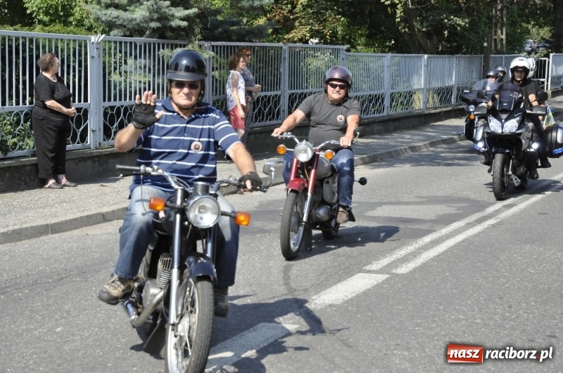 Zdjęcie w galerii na portalu naszraciborz.pl: Odpustowa parada motocyklistów w Pogrzebieniu. Najstarsza taka na Śląsku wiadomości z regionu